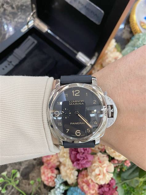 Panerai PAM00359, Luxury, Watches on Carousell